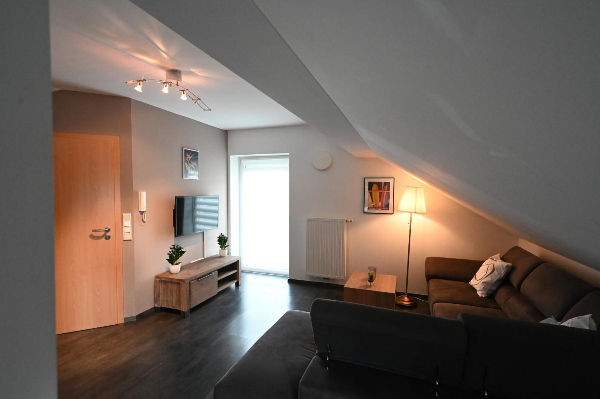Koestlbach Apart I Ferienwohnung Bis 3 & 6 Personen I Nuernberg I Neumarkt I Messe I Natur I Kueche I Parken I Waschmaschine I Garten Postbauer-Heng Buitenkant foto